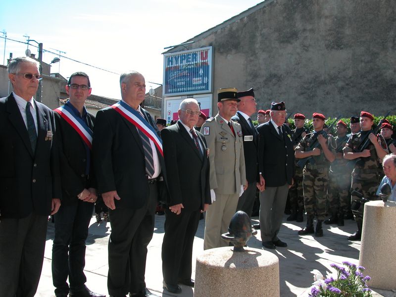 cérémonie à Bessan au monument du souvenir Bazeilles 2013